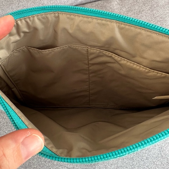 Kate Spade Pouch - Picture 3 of 3